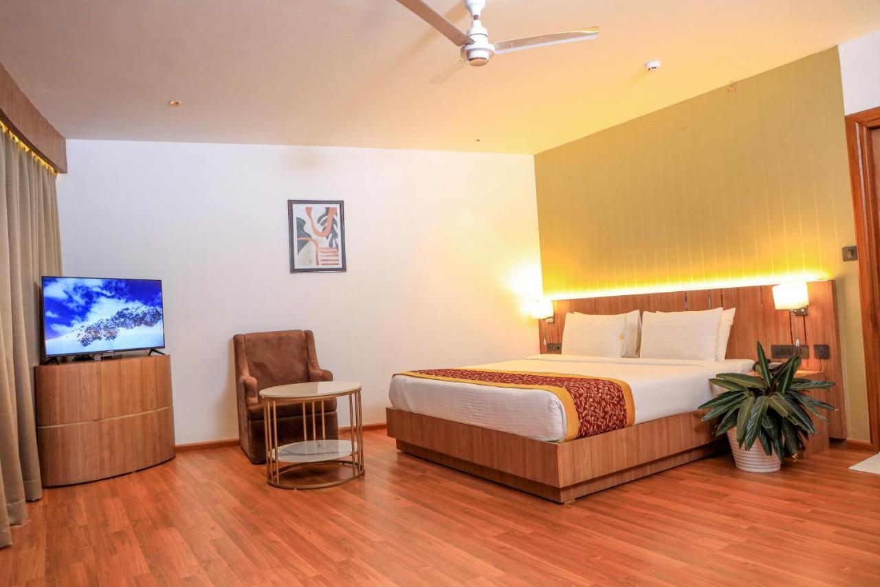 Hotel Sky Sierra Wayanad Kalpatta Exterior foto