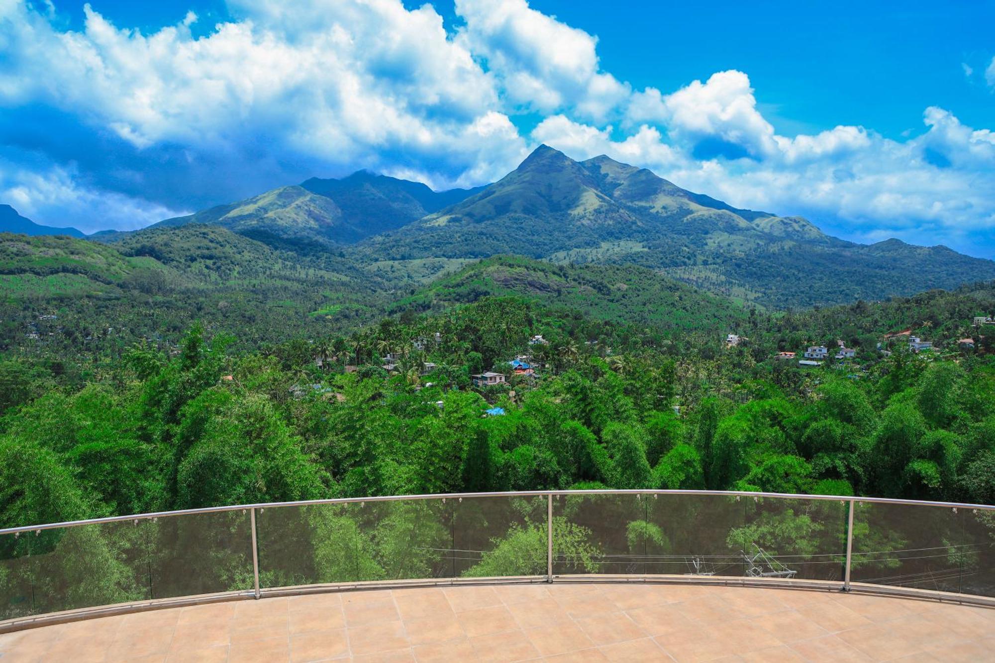 Hotel Sky Sierra Wayanad Kalpatta Exterior foto